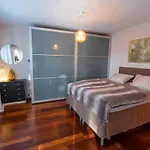 Nordic Gem Near Railway Station, Free Parking And Wifi דירה